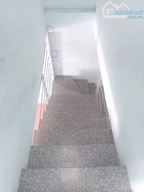 NHÀ LÔ GÓC KHÔNG LỘ GIỚI – 2 TẦNG – 45M² – HOÀN CÔNG ĐẦY ĐỦ – GIÁ CHỈ 5.5 TỶ - 1