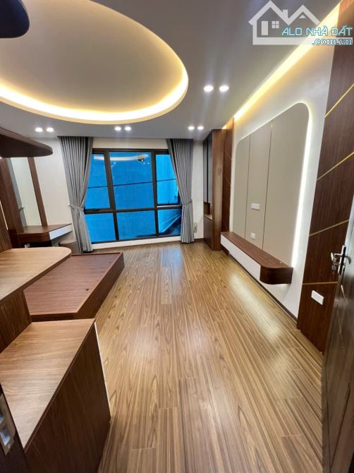 Bán nhà Kiến Hưng 5 tầng thang máy, nội thất xịn ở ngay giá 8,9 tỷ - 1