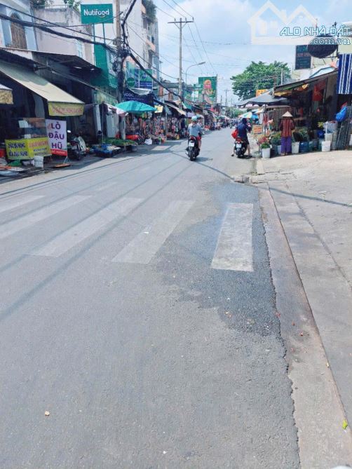 Nhà Mặt tiền đường ĐÔNG HƯNG THUẬN 02, p ĐHT, Q12, dt 279,5m2 (10mx28m). 23,4Tỷ - 1