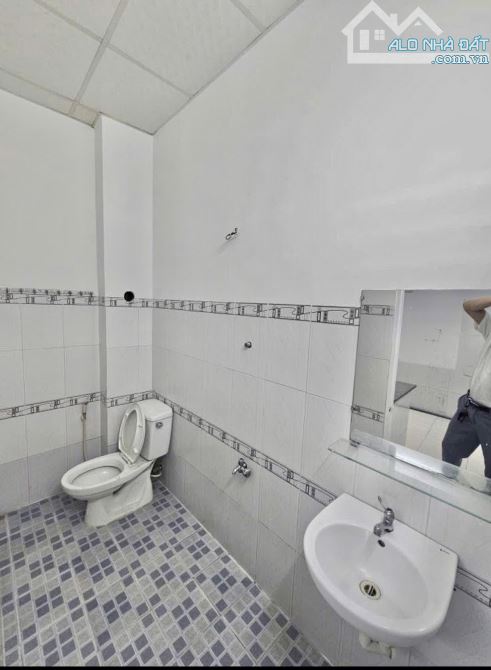 Nhà 2 tầng hẻm Hương Điền sát KĐT Hà Quang2, TP Nha Trang giá 1 tỷ 568 - 1