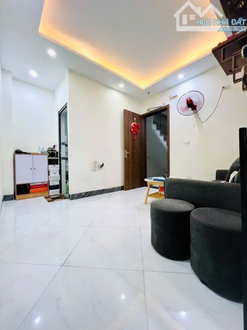 BÁN CĂN HỘ CCMN MỚI ĐẸP VĨNH PHÚC - BA ĐÌNH - GIÁ 1.xx Tỷ.  50m, 2 ngủ, ban công, giếng tr - 1