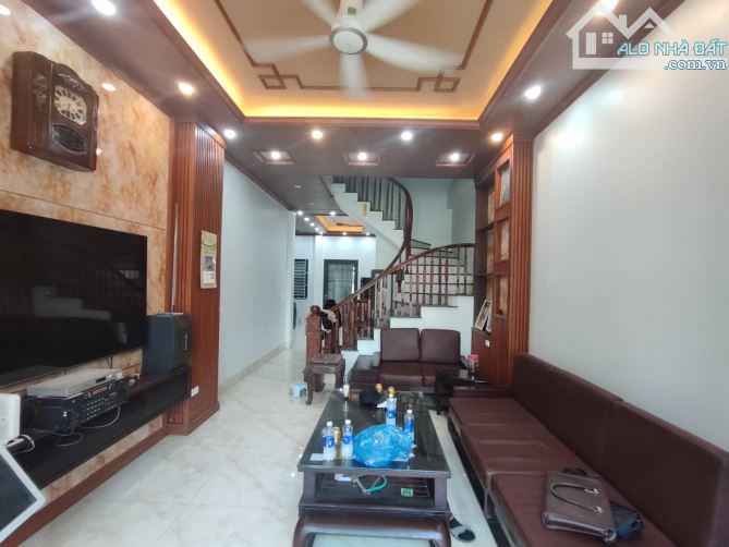 Bán nhà Mỹ Đình thiết kế hiện đại, chủ tặng toàn bộ nội thất, ngõ thoáng đẹp - 1