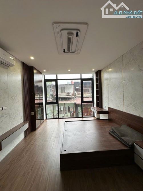 Bán nhà đẹp Phương Mai vài bước chân ra hồ – 44m², 7 tầng thang máy,MT4m – Oto tránh KD - 1