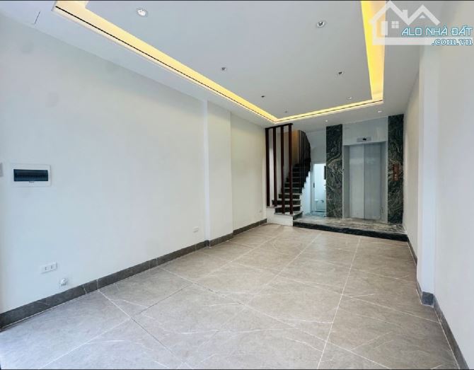 NHÀ NGỌC THUỴ 35m2 x 7tầng OTO ĐỖ TRƯỚC CỬA GIÁ 11.x tỷ - 1