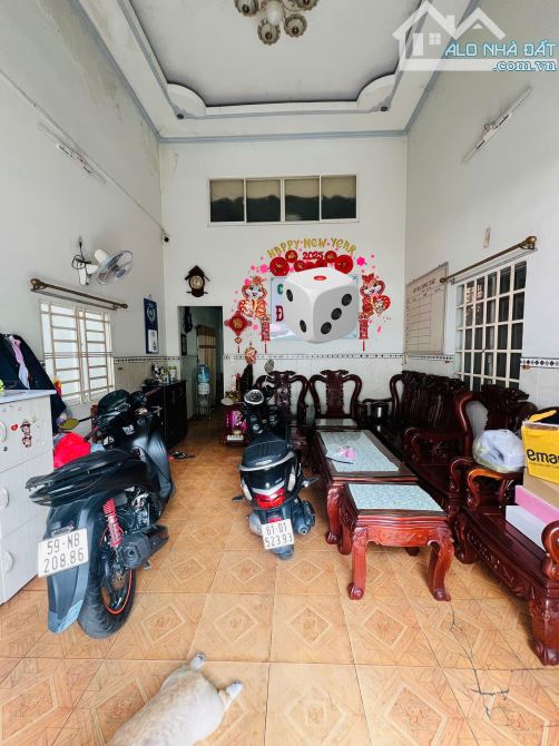 Bán Nhà Hẻm Xe Tải Nguyễn Phúc Chu, F15, Tân Bình 94m2, 3 Tầng cho Thuê 25Tr/Tháng - 1