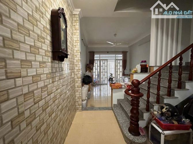 Nhà 4 tầng MẶT TIỀN KINH DOANH, tặng lại nội thất cao cấp,đường THẠNH LỘC 29,phường THẠNH - 1