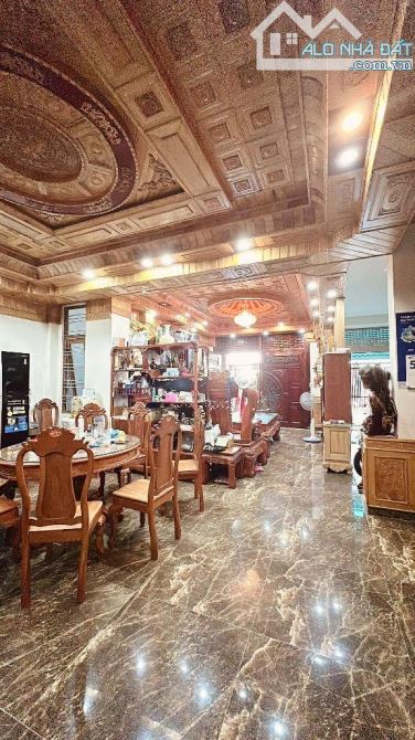 BIỆT THỰ MẶT TIỀN ĐƯỜNG CẠNH AEON BÌNH TÂN -  100M2 - HOÀN CÔNG ĐỦ - TẶNG NỘI THẤT SỊN - 1