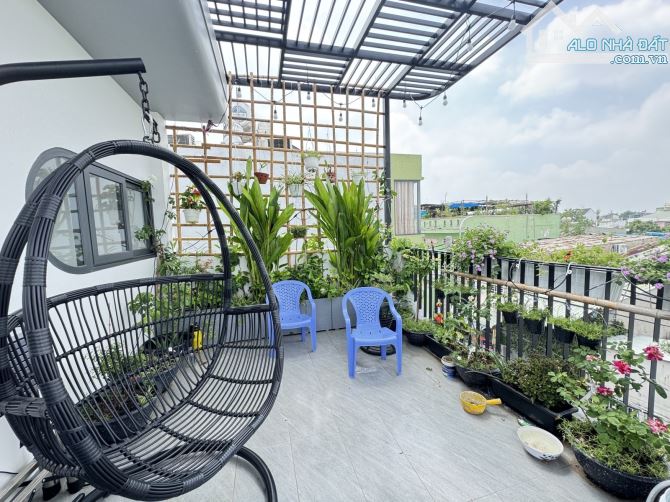 NHÀ MỚI ĐẸP - CHỈ VIỆC XÁCH VALI VỀ Ở - GIÁ CHỈ 5.5 TỶ - TẶNG FULL NỘI THẤT CAO CẤP - 1