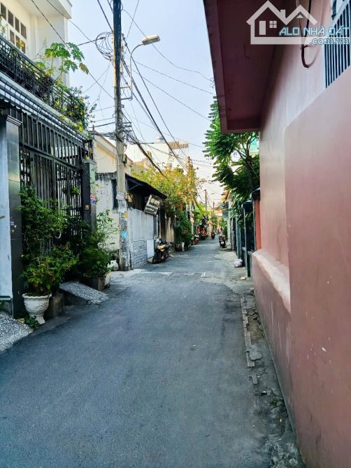 Nhà đẹp ngay Linh Chiểu, Thủ Đức – khu vực yên tĩnh, dân trí cao, hẻm rộng rãi, sạch sẽ - 1