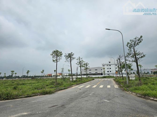 BÁN ĐẤT 3 MẶT THOÁNG DỰ ÁN VẠN XUÂN LIÊN, YÊN TRUNG, YÊN PHONG, SAU NHÀ LÀ VƯỜN HOA  🍀 DT - 1