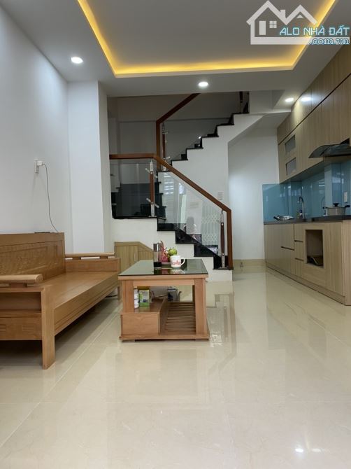 BÁN NHÀ 3,5 TẦNG, RẤT ĐẸP, KHU PHỐ TÂY, HẺM HÙNG VƯƠNG, GIÁ 5,5 TỶ. CC13.5 - 1