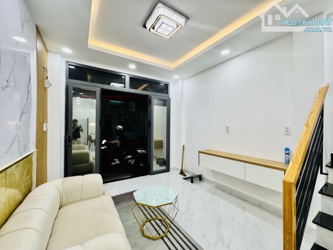 CHỈ 4,X T.Ỷ - HẺM XE HƠI - TẶNG TOÀN BỘ NỘI THẤT - BÙI ĐÌNH TUÝ, PHƯỜNG 24, BÌNH THẠNH - 1