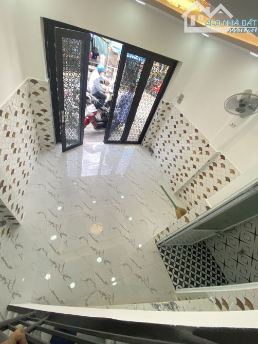 Bán nhà mới * 3 tầng * chỉ 2.39t. ngay phan anh - 1