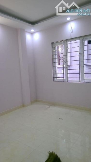 Cho thuê nhà riêng  Ngọc Hồi, Hoàng Liệt 45m2, 5tầng 10tr/ tháng . - 1