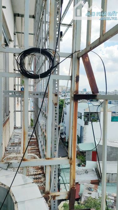 Chỉ 40 triệu/m2 sở hữu ngay căn hộ chung cư 65m2 - 3PN gần trường ĐH Văn Lang, sân bay P5 - 12