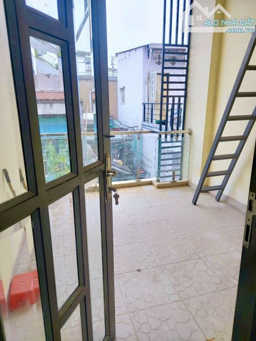 Bán nhà xinh Bà Hạt, Quận 10, 4 tầng, 33m2, nhỉnh 6 tỷ - 12