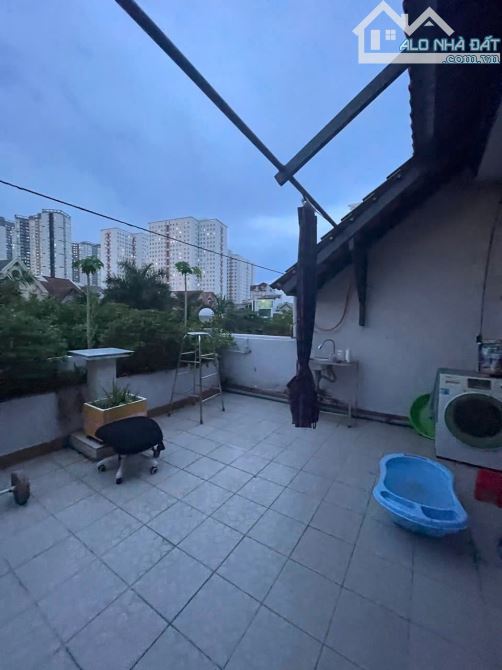 BÁN BIỆT THỰ KHU ĐỒNG DIỀU P4 QUẬN 8. THIẾT KẾ THÔNG THOÁNG, GẦN TTTM PARC MALL - 23 TỶ - 12