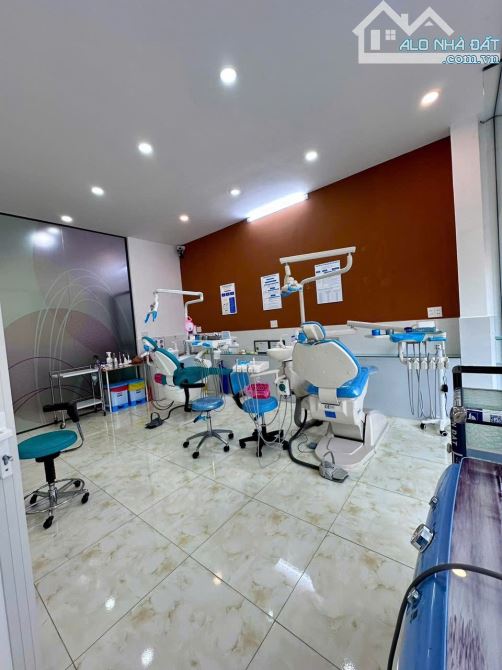 Mặt tiền đường kinh doanh ngay Quang Trung, phường 12 - Nhà 2 tầng DT 8x10, SHR - 7.95 tỷ - 12