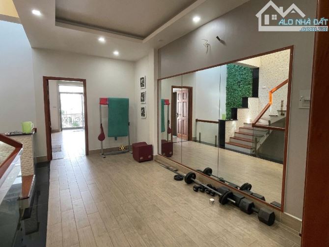MẶT TIỀN ĐƯỜNG 12M - KINH DOANH ĐA NGHÀN - NGAY KHU VIP TÊN LỬA VIEW CÔNG VIÊN THOÁNG MÁT - 12