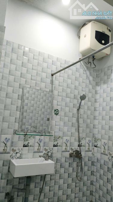Chỉ 40 triệu/m2 sở hữu ngay căn hộ chung cư 65m2 - 3PN gần trường ĐH Văn Lang, sân bay P5 - 13