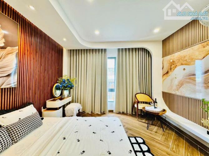 Bán nhà hẻm 6m đường Phạm Văn Chiêu, P.9, 4 x 15, 5 lầu, có thang máy  giá 9.8 tỷ tl - 18