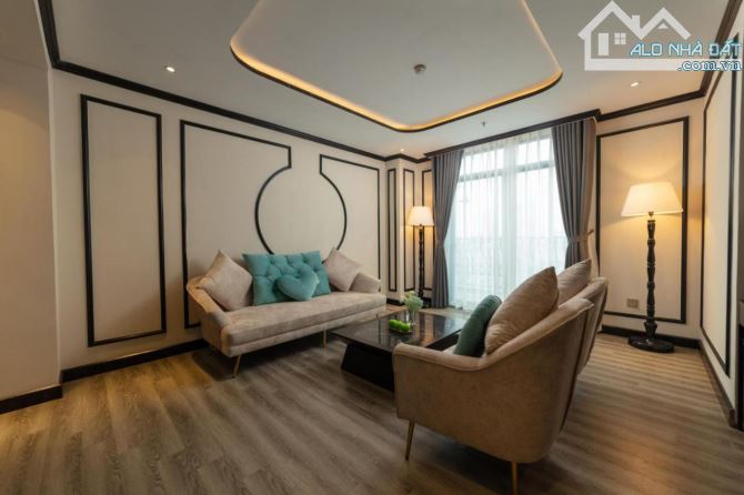 Bán Toà Khách sạn đường Hoàng Quốc Việt DT 350m2 * 9 tầng, MT 16m, Giá 110 tỷ - 21