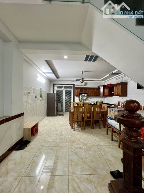 Bán nhà 4 tầng, 5m x 15m, hẻm 12m thông, Phan Huy Ích, Tân Bình, gần sân bay, nhỉnh 14 tỷ - 2