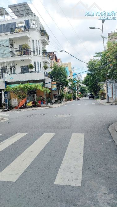 Chỉ 40 triệu/m2 sở hữu ngay căn hộ chung cư 65m2 - 3PN gần trường ĐH Văn Lang, sân bay P5 - 2