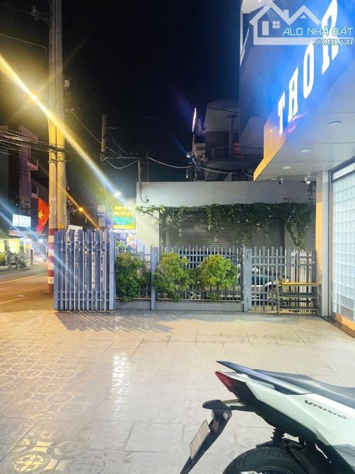 🌴 Căn góc mặt tiền đường số - 160mv( 10*16), 3 tầng, có thang máy, Hoàn công đủ. - 2