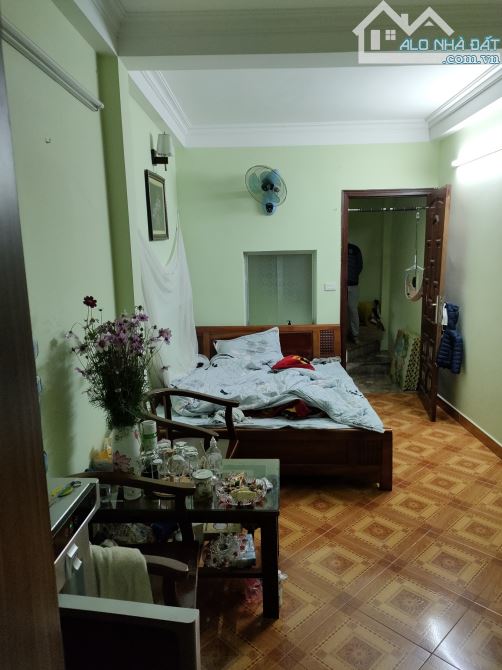 Bán gấp giá rẻ Mai Hương 20m, 4 tầng, mặt tiền 3m, 3 tỷ Hai Bà Trưng. - 2