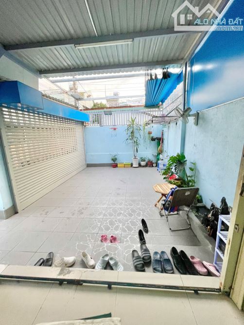 Bán căn nhà 95m2 hẻm ô tô phường Tân Phong , ngay sau lưng BV Tâm Thần - 2