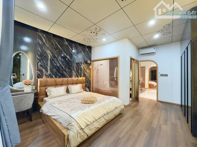 NHÀ ĐẸP ĐƯỜNG 10M5 TRẦN NGUYÊN ĐÁN- VEN BIỂN HÒA MINH - 2