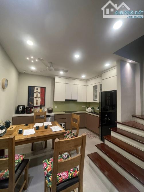 Bán nhà Đại từ-50m2 x 5tầng,giá 7.83tỷ,oto đỗ cửa,gần đường,đẹp,ở luôn - 2