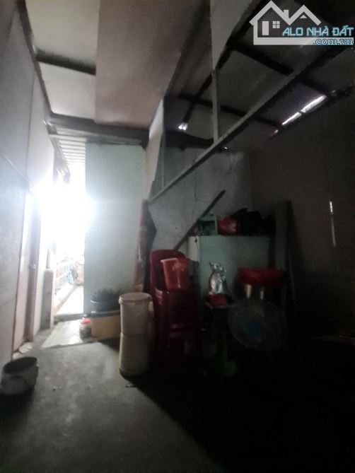 B.ÁN NH.À NGANG KHỦNG - SỔ NỞ HẬU - NHÀ CŨ TIỆN XÂY MỚI - 81M2 - LÒ SIÊU - Q11 - GIÁ NHỈNH - 2