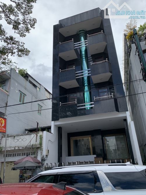 Mặt tiền trục đường 3/2 ngay góc Nguyễn Kim, DT 4x20m, trệt lầu. HĐT 45tr/1th. Gía 32 tỷ - 2
