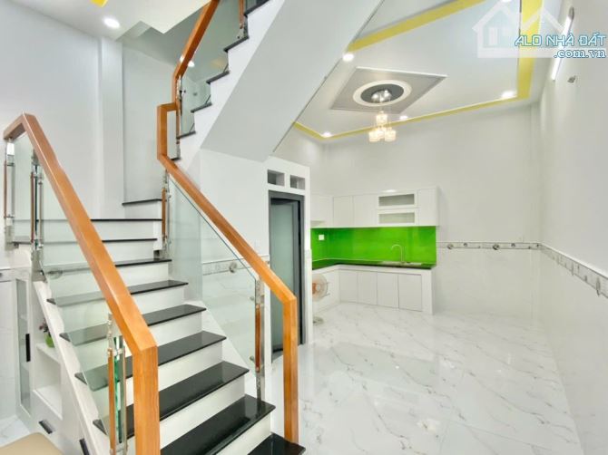 💯Nhà đẹp 2 tầng , 2PN, hẻm xe hơi Gần ngã tư Bốn Xã, SHR, chỉ 4.05 tỷ - 2