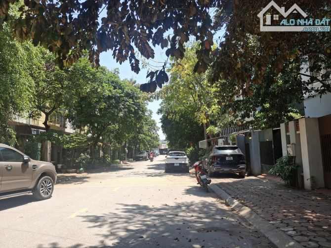 BÁN NHÀ LIỀN KỀ 99M², XÂY 4 TẦNG, MẶT TIỀN 4.5M, GIÁ 18.6 TỶ ĐẠI MỖ, NAM TỪ LIÊM, HÀ NỘI - 2