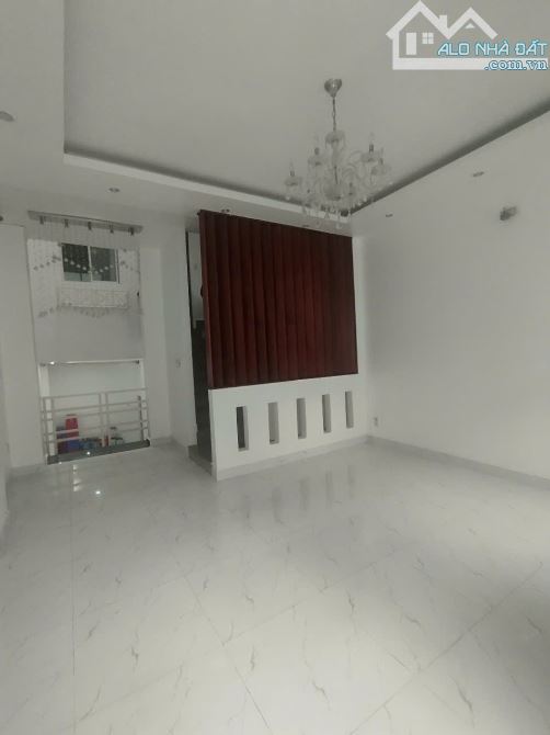 QUANG TRUNG - ĐƯỜNG 10M KINH DOANH - 75M2 (4,5M x 17M), 4 TẦNG - GIÁ TỐT - 2