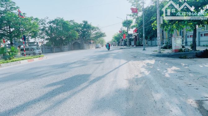 HOA HẬU PHÂN LÔ ĐƯỜNG THÔNG Ô TÔ TRÁNH KINH DOANH 410M NGUYÊN KHÊ ZÁ ĐẸP - 2