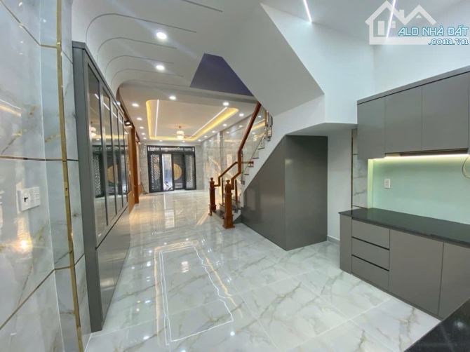 Bán Nhà Mặt Tiền,Ngay Ngã Tư Bốn xã,BHHA ( 4m x 16 m x 3 Tầng) 6,95 Tỷ TL - 2