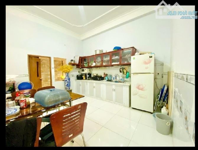 HẠ GIÁ BÁN GẤP NHÀ 60M2, 3 TẦNG KHU PHÂN LÔ VIP TRƯỜNG CHINH, TÂN PHÚ. - 2