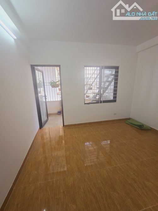 BÁN NHÀ ĐỘI CẤN BA ĐÌNH 30m 6T Mt 4m GIÁ 6.5 TỶ NGÕ THÔNG 2 THOÁNG KINH DOANH. - 2