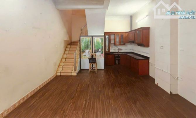 BÁN NHÀ PHÚ DIỄN, BTL – Ô TÔ ĐỖ CỔNG - DÂN XÂY CHẮC CHẮN – MẶT TIỀN ĐẸP - S= 45M2 - GIÁ 6. - 2