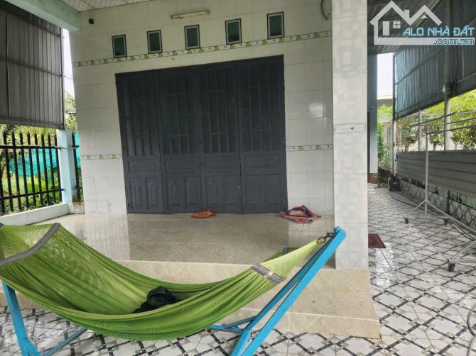 Cần bán gấp nhà để trả nợ MT đường Phan Văn Đáng- Phú Đông Nhơn Trạch sổ riêng 1,65 tỷ - 2