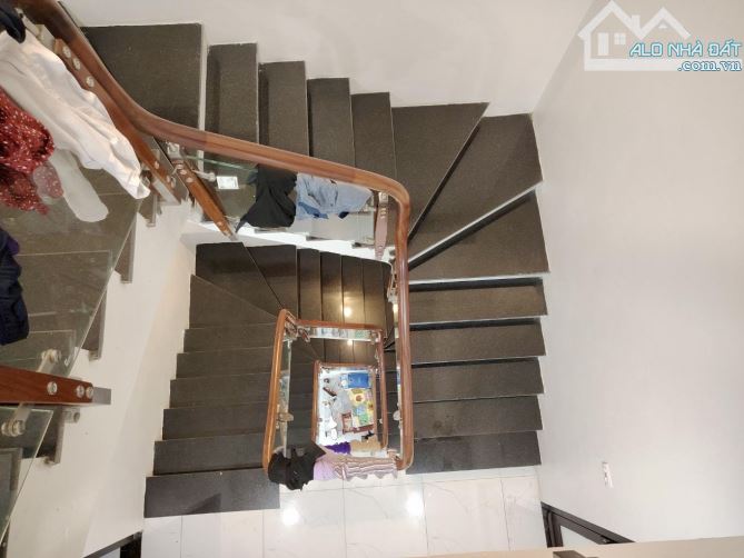 Bán nhà phân lô Ngọc Thuỵ 4 tầng 55m vỉa hè, kinh doanh giá hơn 15 tỷ - 2