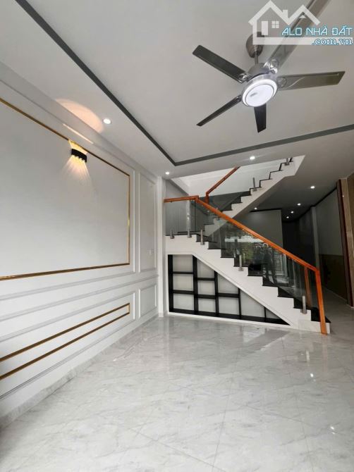 CHÀO BÁN CĂN NHÀ GÁC LỬNG ĐỐI DIỆN CÔNG TY CHANGSN, KCN THẠNH PHÚ - 2