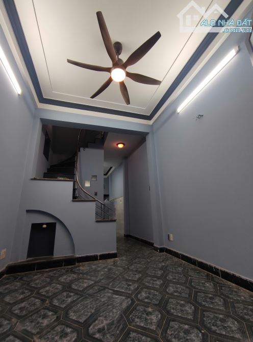 ⛪🕍🏨 BÁN NHÀ VIP Q.3 – NAM KỲ KHỞI NGHĨA – 4 TẦNG – 32M2 – 4 PHÒNG NGỦ - NHỈNH 6 ĐỒNG 🏤 - 2
