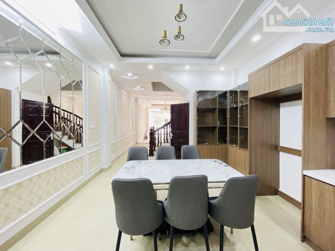 Bán Nhà Liền Kề, Khu Đô Thị Văn Quán, Hà Đông, vỉa hè ô tô kinh doanh 83m, 4 tầng, 20.8 tỷ - 2