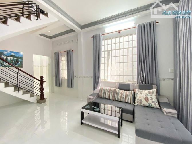 Mặt tiền Phạm Văn Chiêu P.9 GV - 3 tầng 110m2 - Nhỉnh 16 tỷ - 2