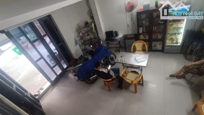 BÁN NHÀ TÂN BÌNH ÂU CƠ GẦN VÒNG XOAY LÊ ĐẠI HÀNH 3 MẶT TIỀN 70M2 CHỈ 7 TỶ - 2